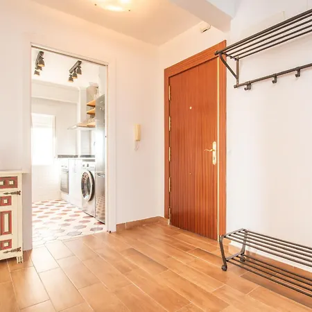 Juan Aparicio Sunrise アパート *